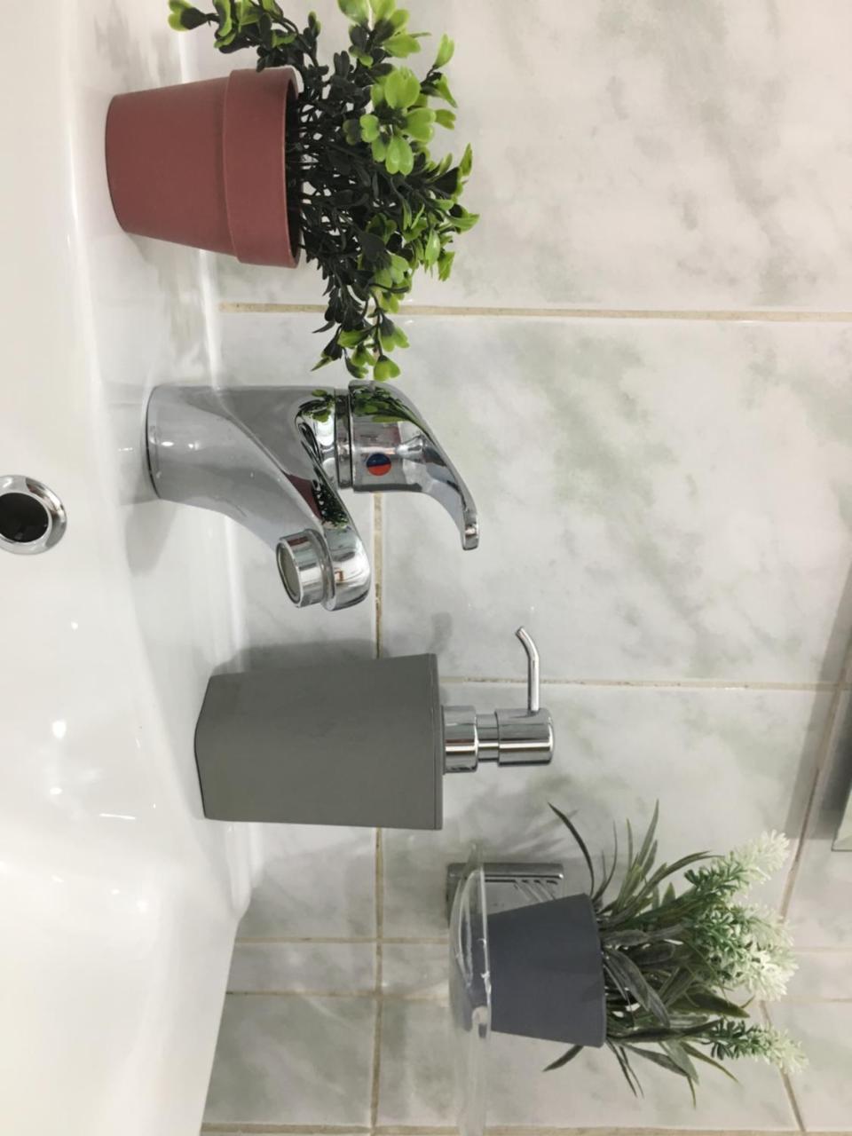 Apartments Valentina - Free Parking Mostar Bagian luar foto